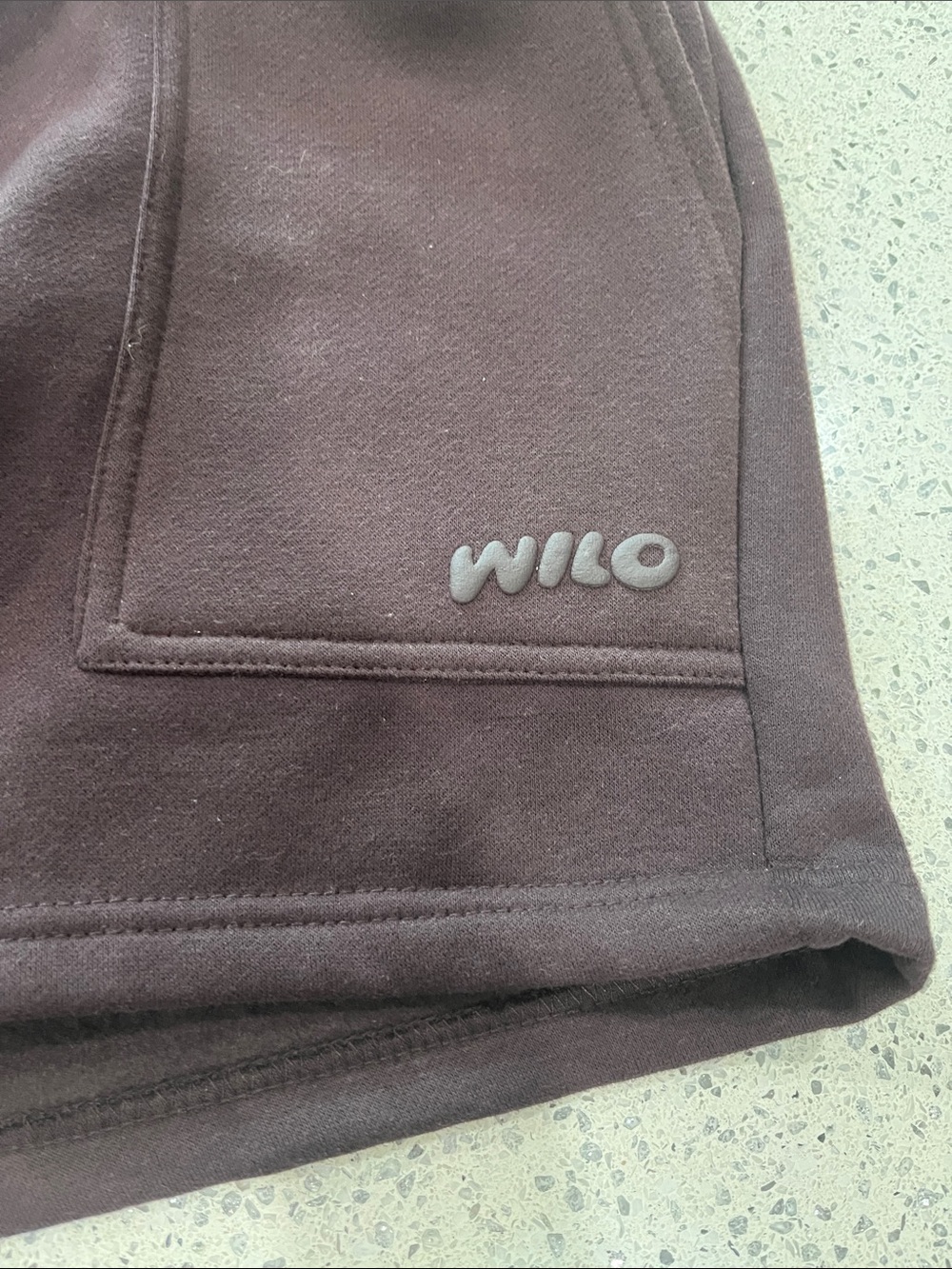 NWT Wilo Brown Sweat-shorts - Picture 2 of 5